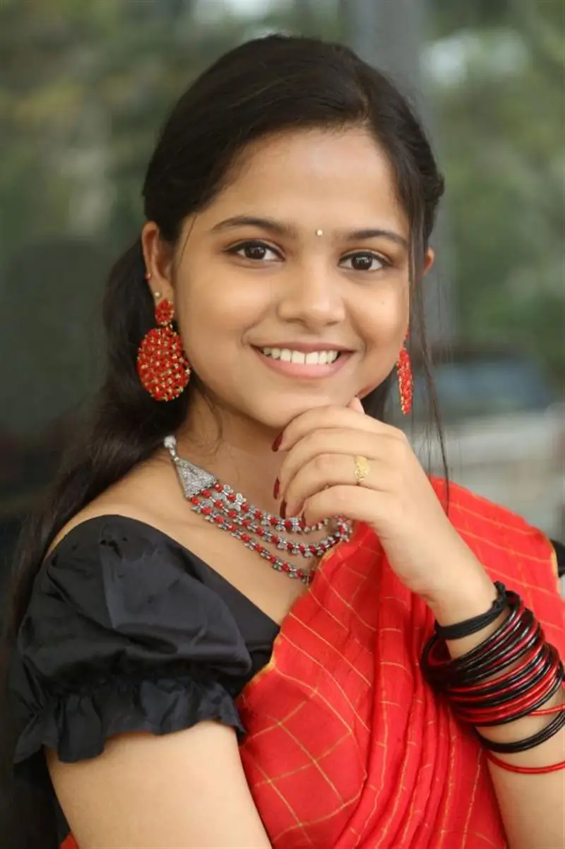 Telugu Girl Prarthana Sandeep In Red Saree Black Blouse